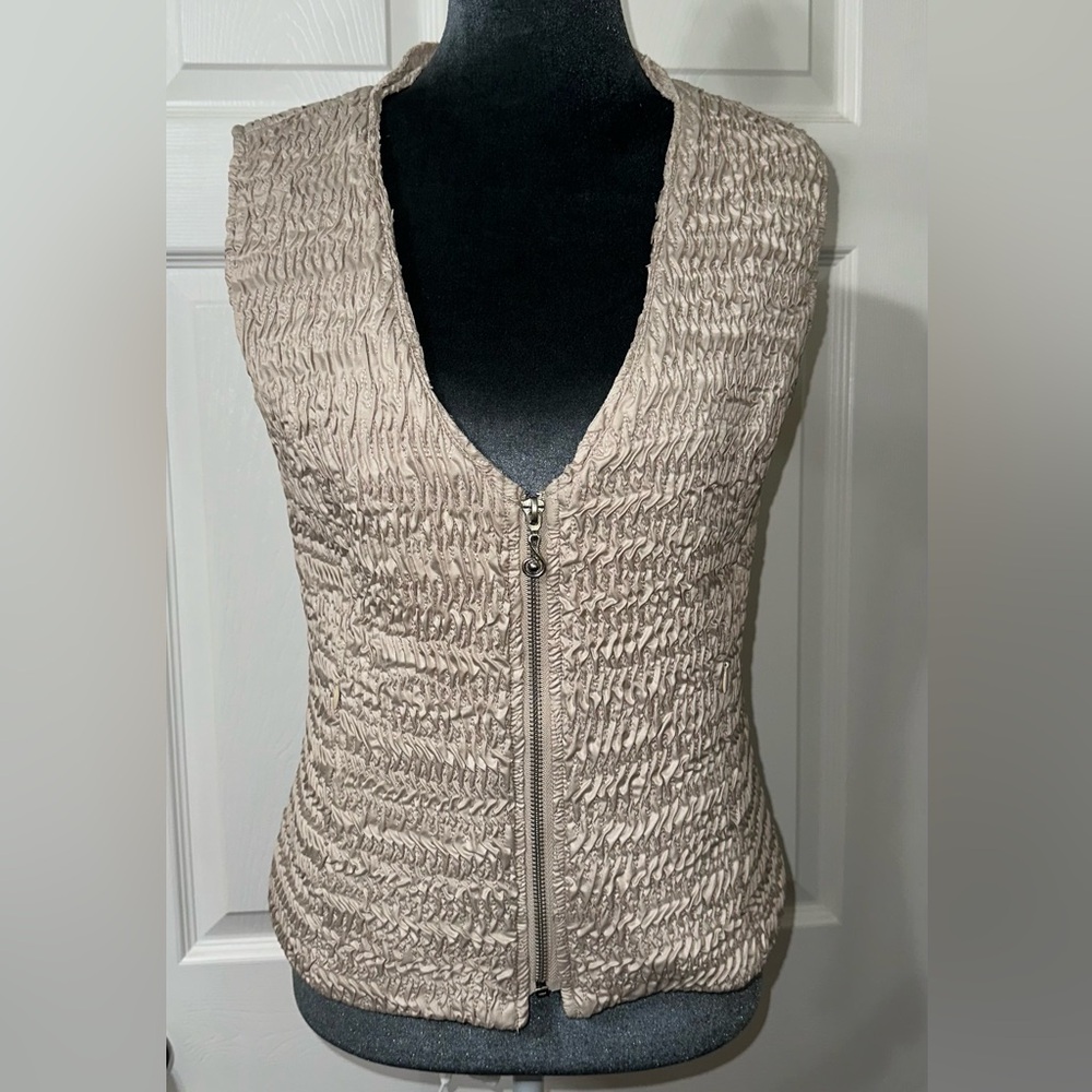 Samuel Dong Beige Sleeveless Top with Zipper *Read* 100% Viscose